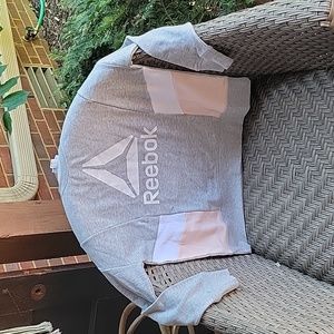 REEBOK Grey/Pink Sweatshirt L